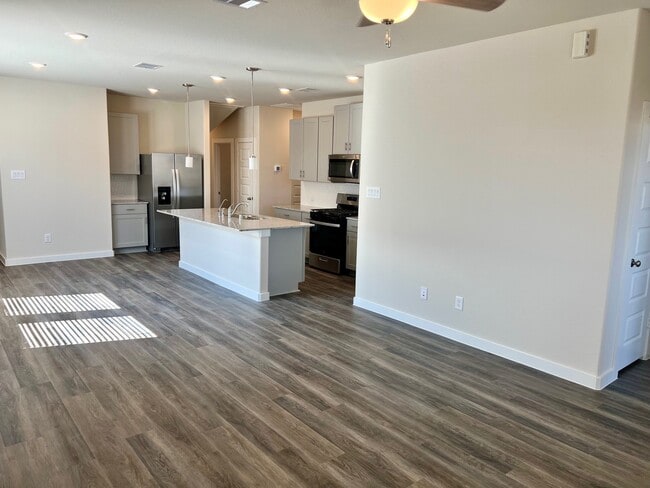 Building Photo - 15431 Dapple Blf Ln