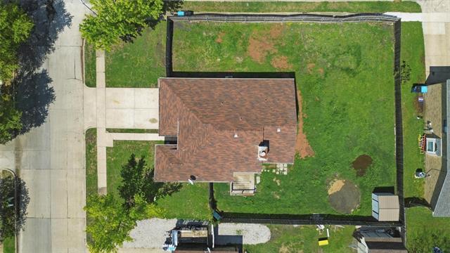 Building Photo - 7601 Clairmont Ave