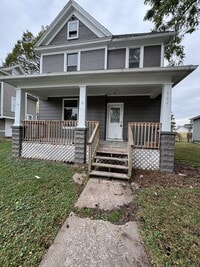 Building Photo - 3 bedroom 1 bath house in Davenport