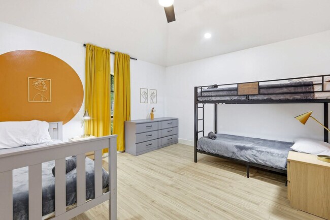 Building Photo - 3705 Trilogy Dr