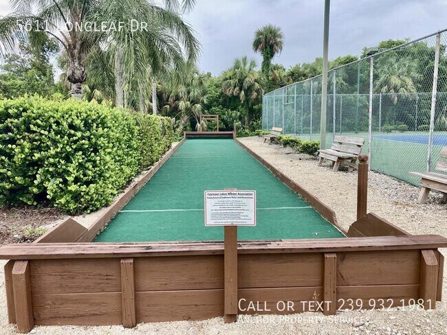 Building Photo - 5611 Longleaf Dr