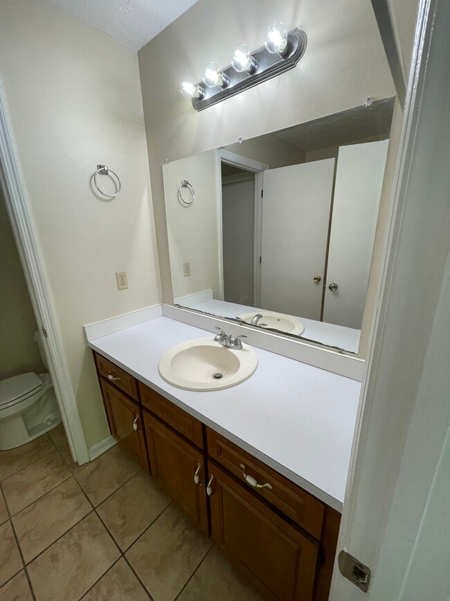 vanity - 2930 Lee Rd 430