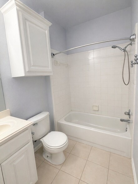 Building Photo - 5832 Swords Dr