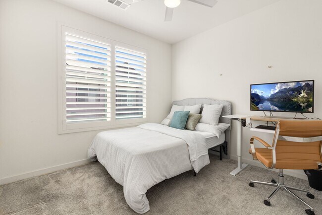Building Photo - 122 Red Brick Dr
