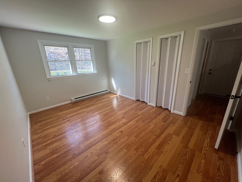 Bedroom - 13707 Old National Pike