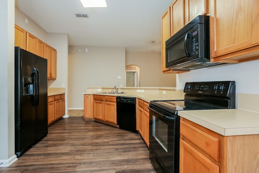 Building Photo - 1608 Guardian Dr