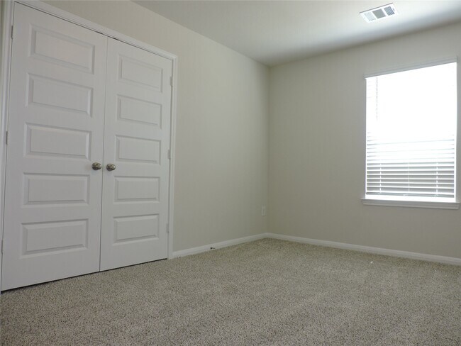 Building Photo - 7219 Cherrybark Oak Dr