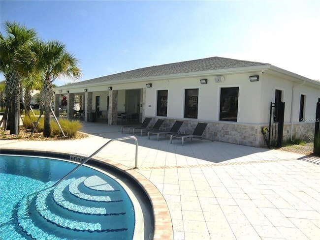 Building Photo - 15609 Water Spring Blvd