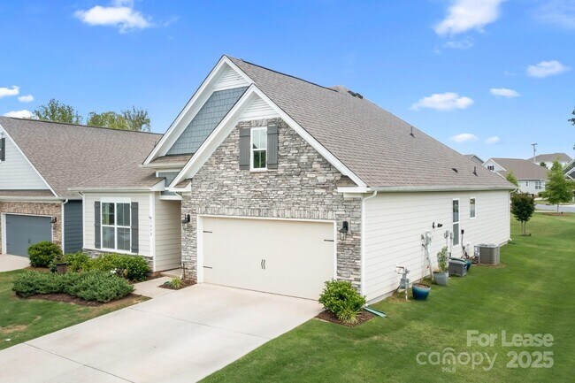 Building Photo - 5058 Antebellum Dr