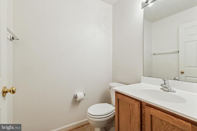 Building Photo - 16056 Sheringham Way