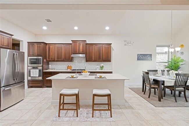 Building Photo - 228 Lockhart Lp