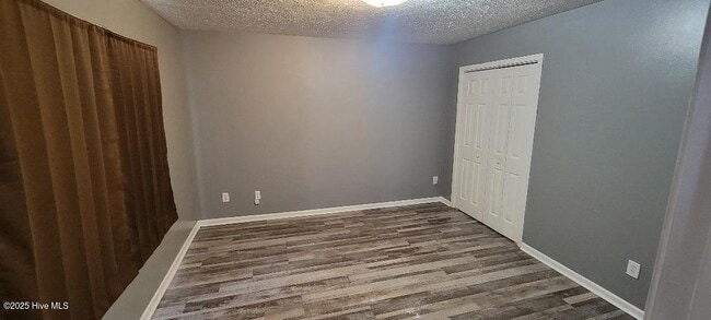 Building Photo - 3 Stoney Creek Ln