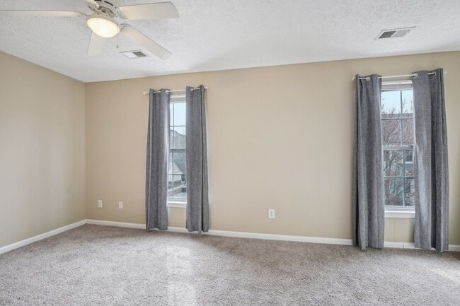 Building Photo - 7841 Heaton Way