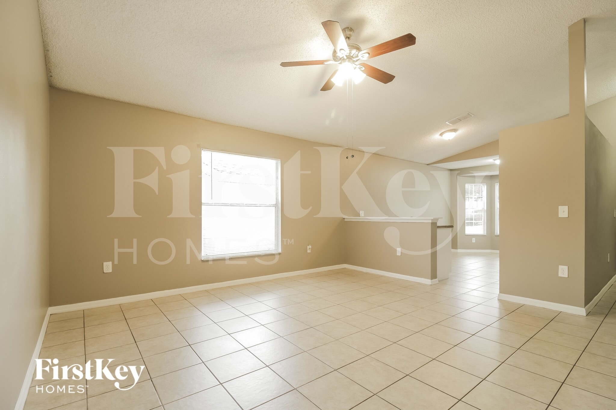 Building Photo - 7560 Groveoak Dr
