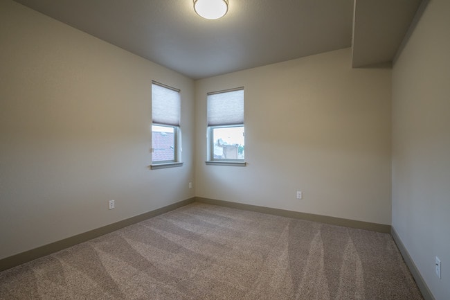 Building Photo - 210 Pueblo Ave