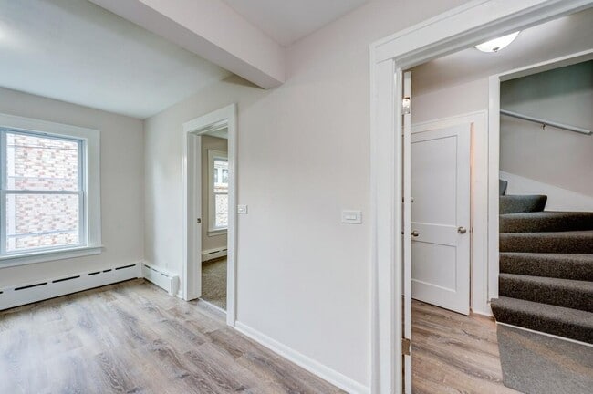 Building Photo - 416 N Central Ave