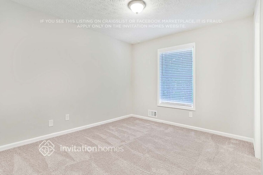 Building Photo - 678 Lakeridge Dr SE