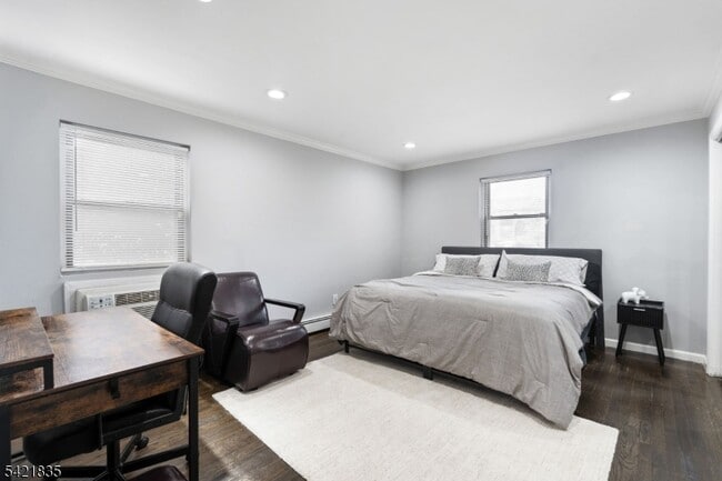 Building Photo - 401 US-22