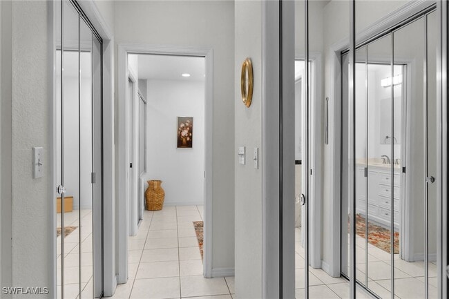 Building Photo - 443 Dundee Ct