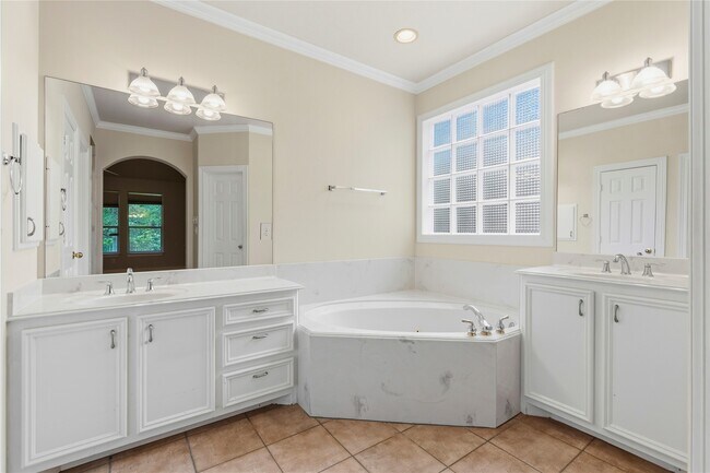 Building Photo - 106 Lazy Springs