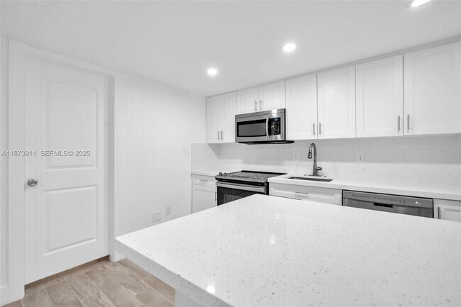 Building Photo - 2372 NW 34th St