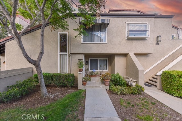 Building Photo - 145 Stanford Ct