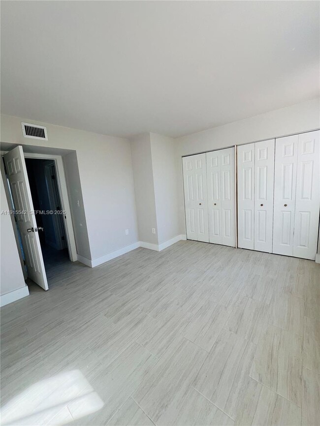 Building Photo - 380 NW 85th Pl