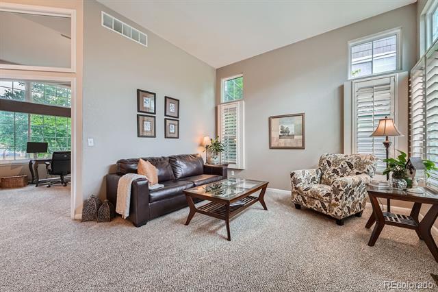 Building Photo - 16352 Parkside Dr