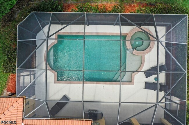 Building Photo - 13800 Farnese Dr