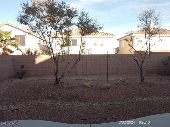 Building Photo - 7560 Mission Palm St