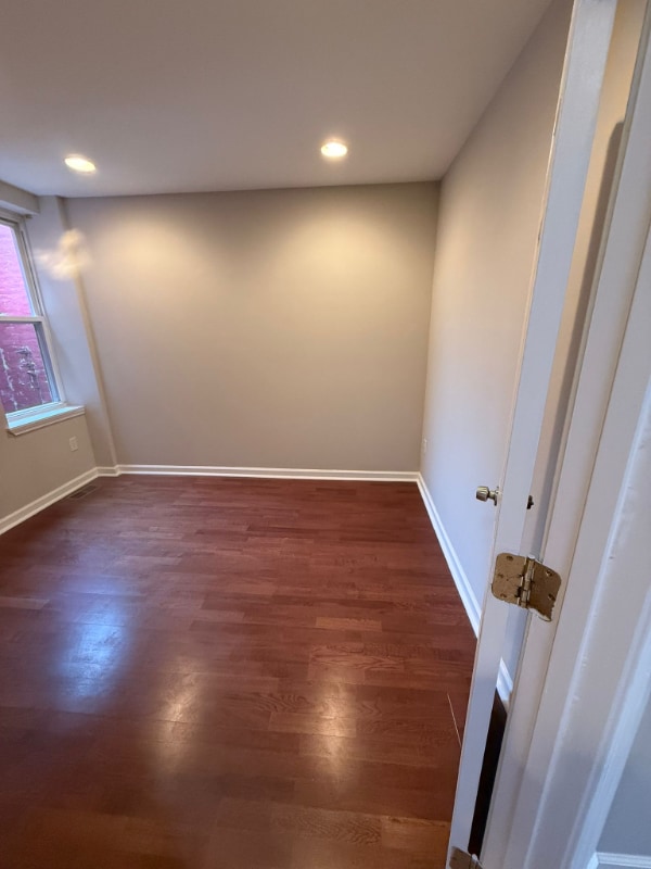 Building Photo - 344 Ilchester Ave