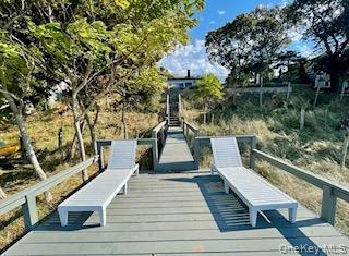 Building Photo - 16 N Shore Rd