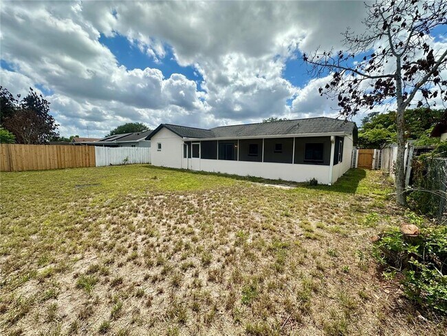 Building Photo - 3261 Bo Jeremy Dr
