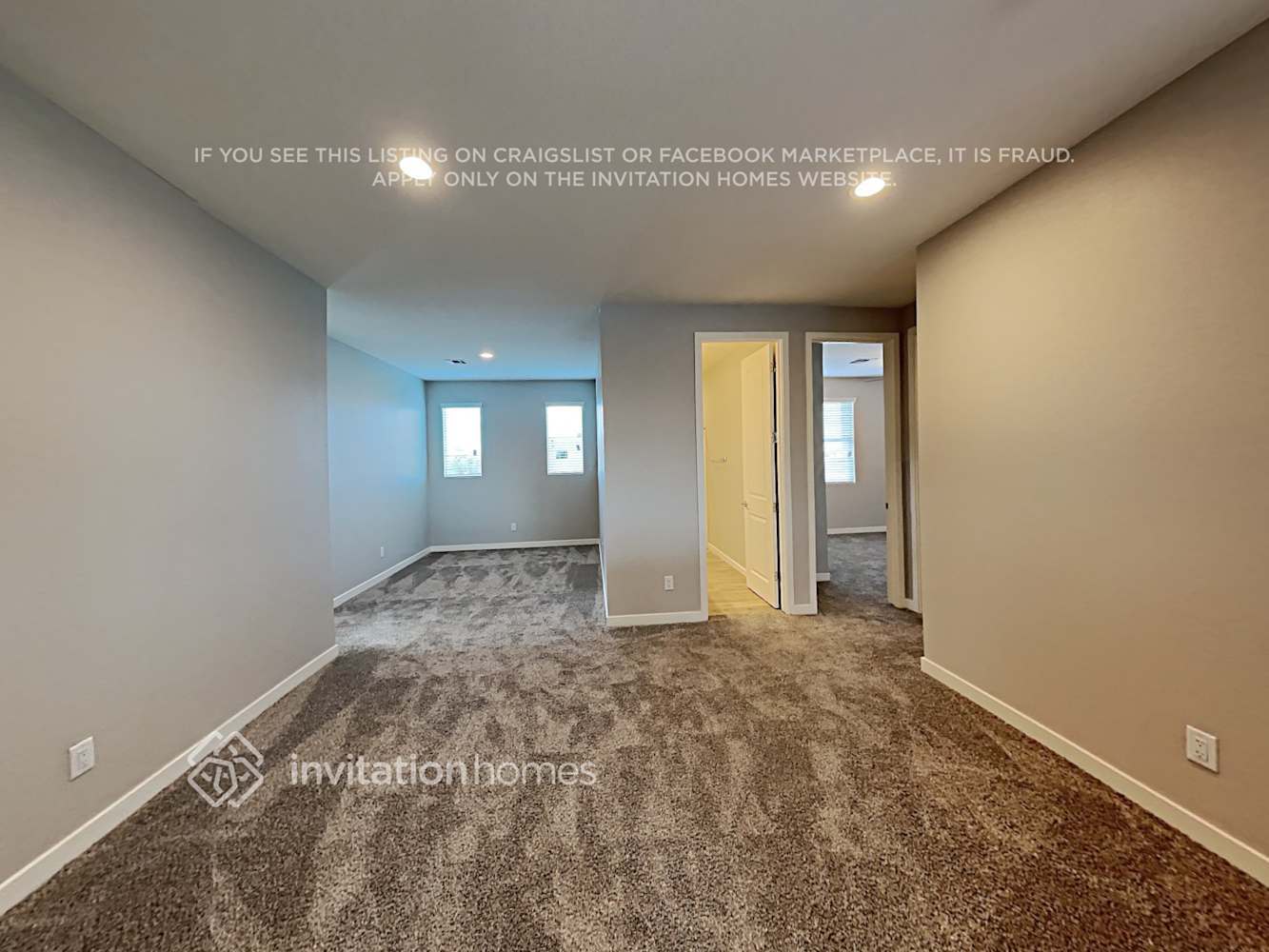 Building Photo - 7331 S 23rd Dr