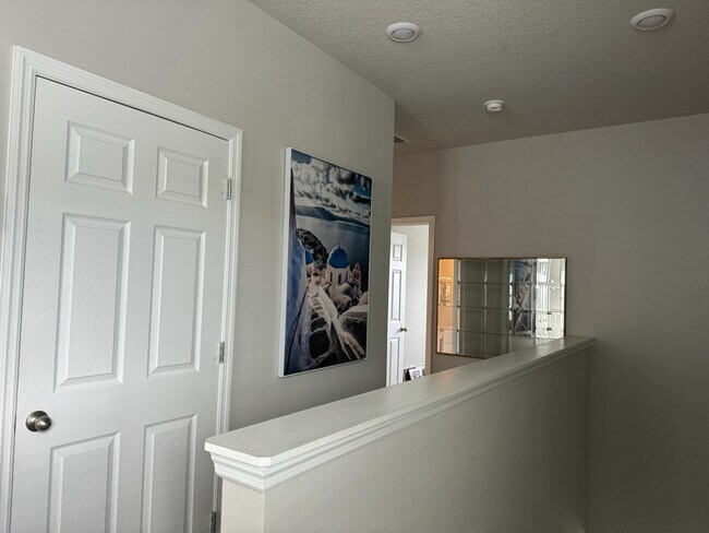 Building Photo - 426 Venetian Palms Blvd