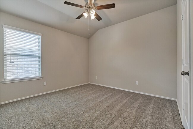 Building Photo - 13868 Rock Island Trl