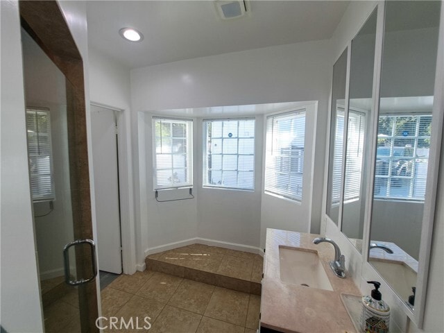 Building Photo - 14356 Greenleaf St