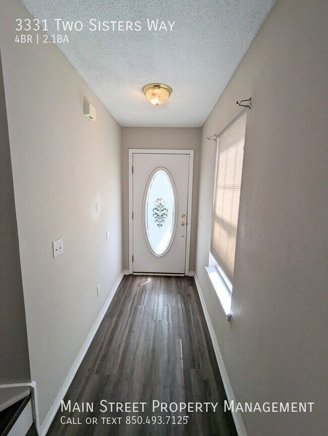 Building Photo - 3331 Two Sisters Wy