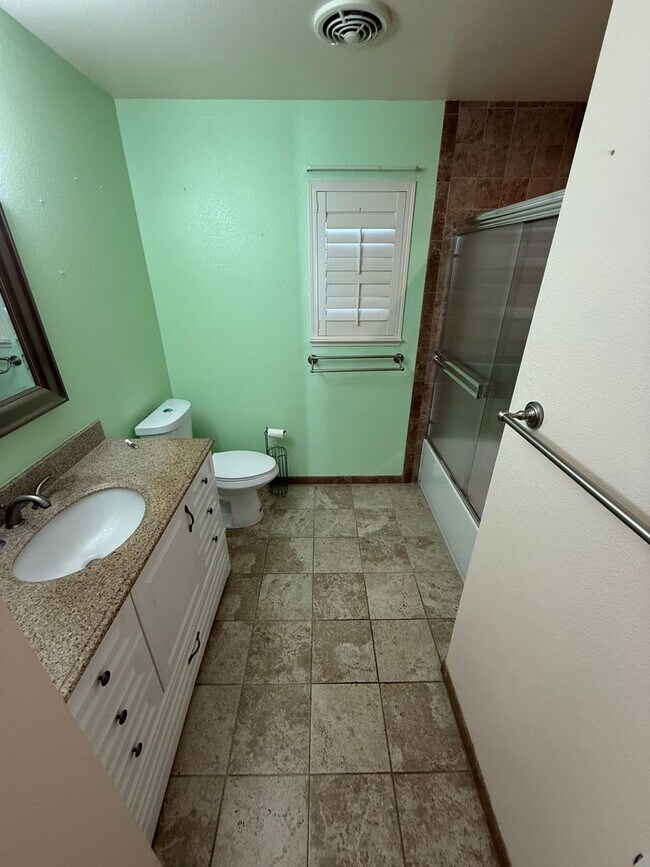 Building Photo - 4212 Cyclone Dr