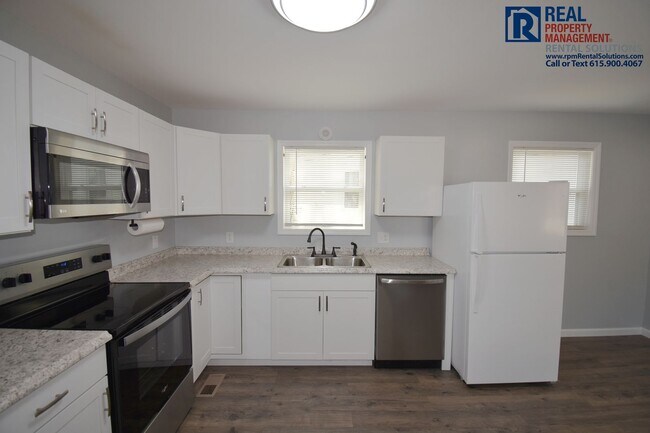 Building Photo - 401 Dunnaway St