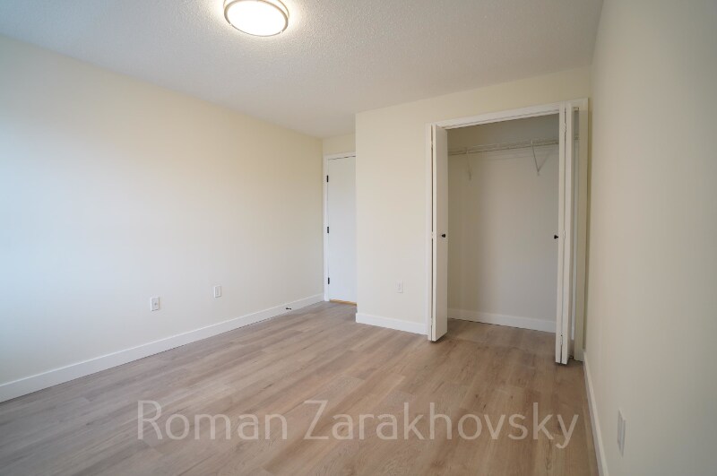 Building Photo - 25 Webster Ave