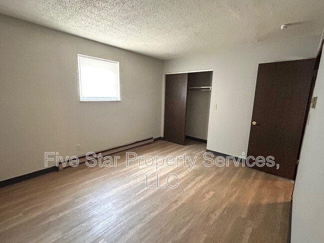 Building Photo - 2080 W Washington St