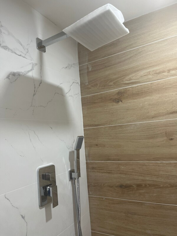 Building Photo - 10275 Collins Ave