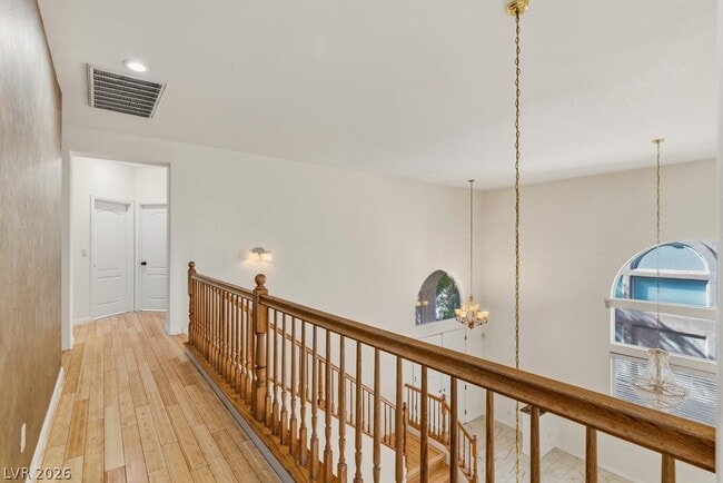 Building Photo - 612 Silver Grove St