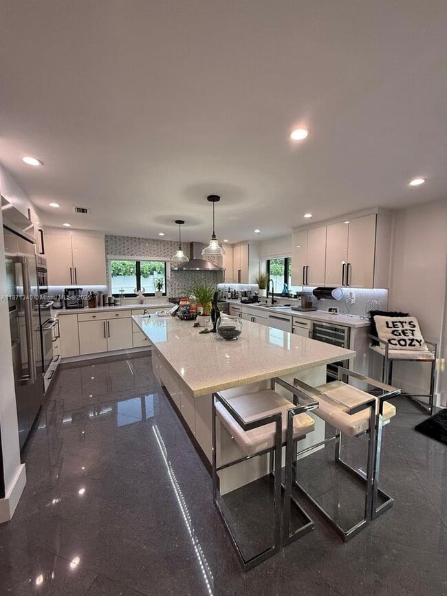 Building Photo - 7524 Mutiny Ave