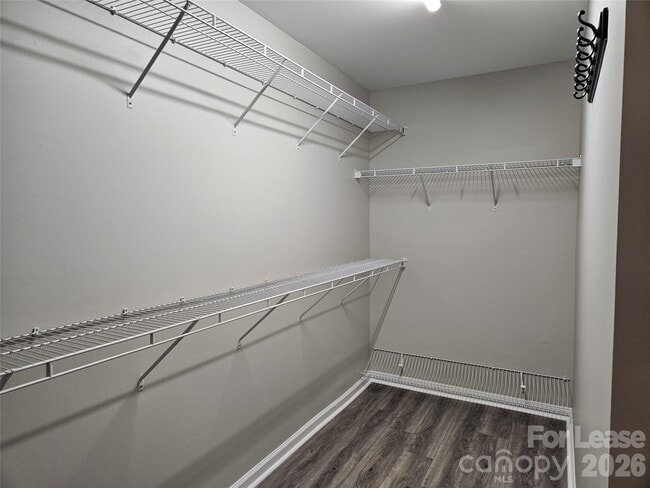 Building Photo - 10427 Alexander Martin Ave