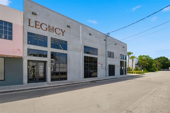 Building Photo - 127 NW 74th St
