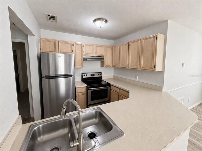 Building Photo - 7904 Waterview Way