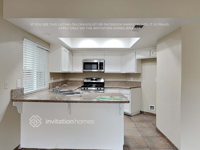 Building Photo - 1869 Golden Spike Dr