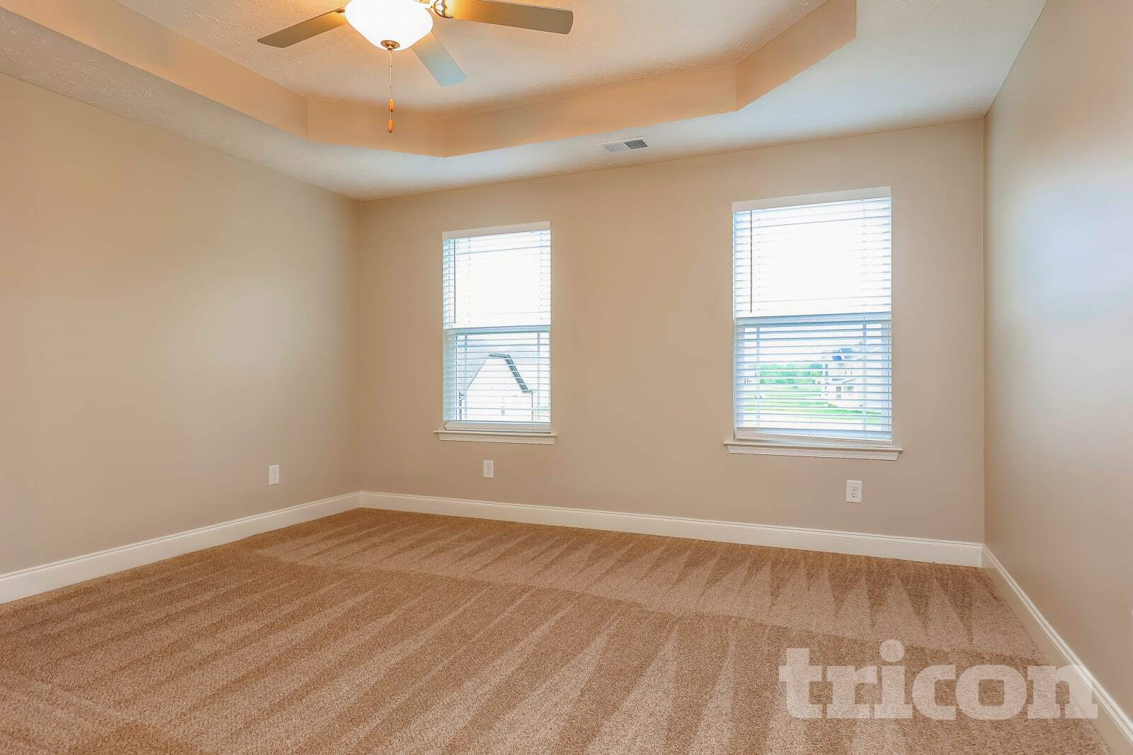 Building Photo - 716 Cedar Ln